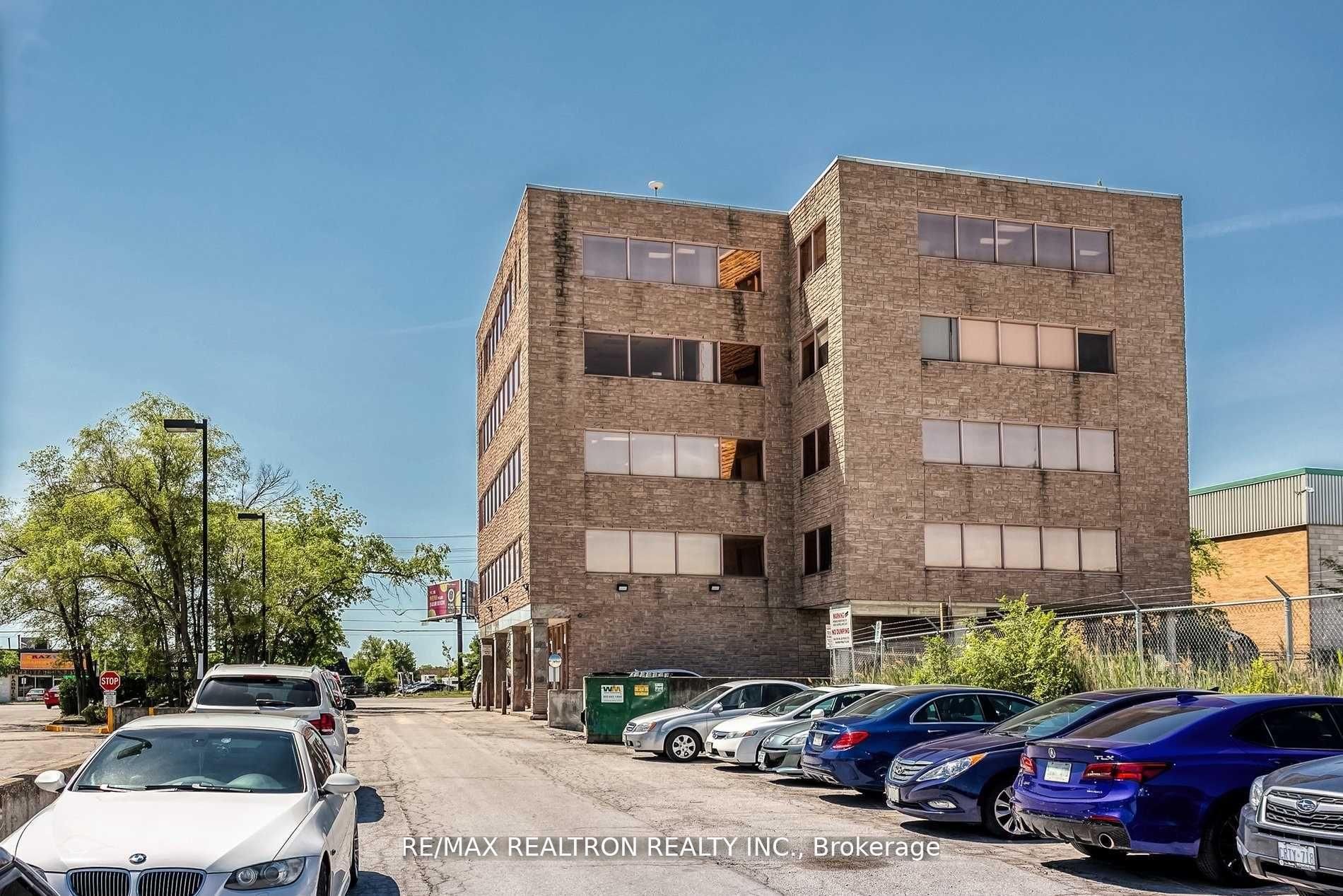 1018 Finch Avenue W 407 Property Photo 7