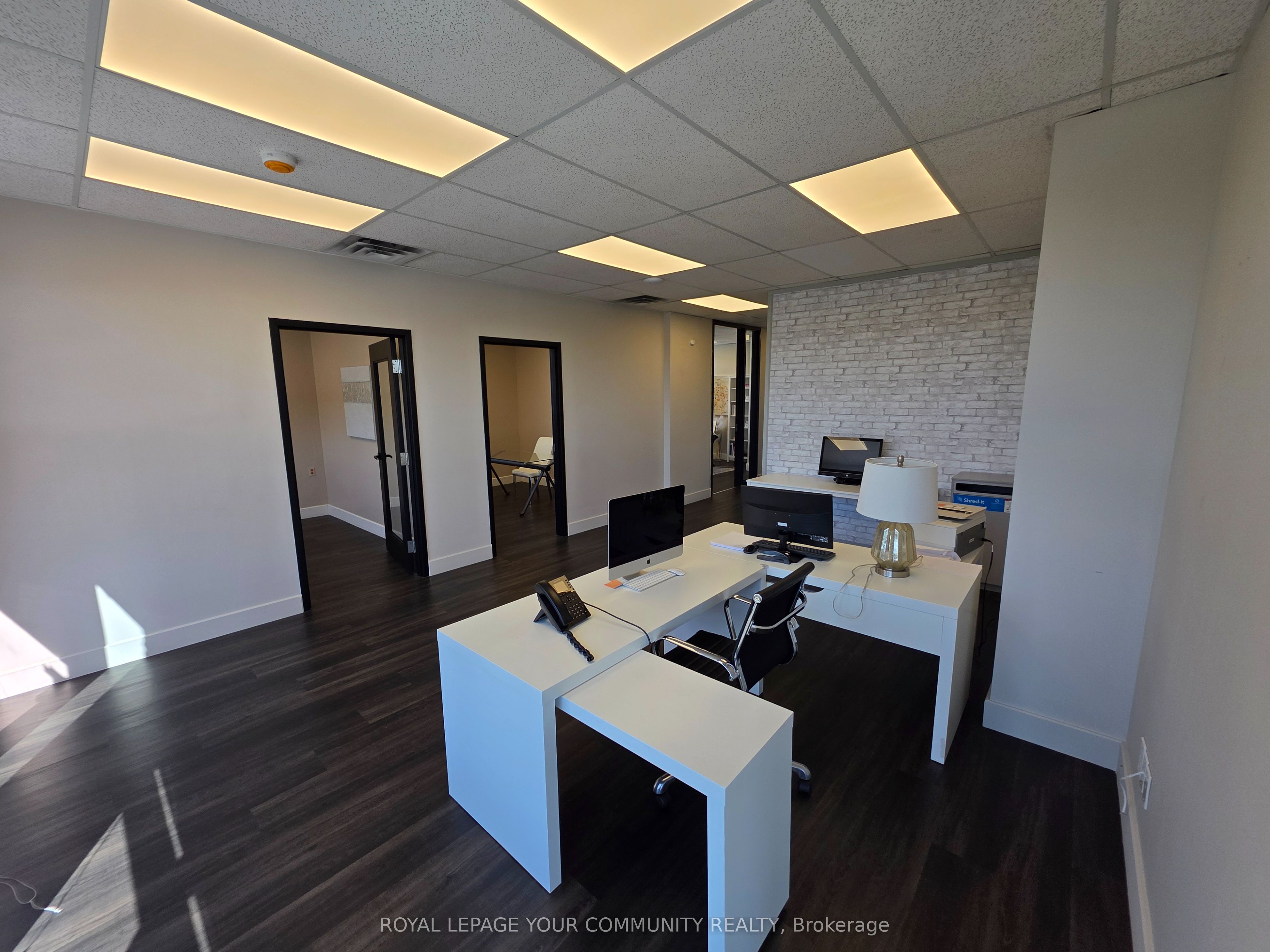 2155 Dunwin Drive 31-32 Property Photo 4