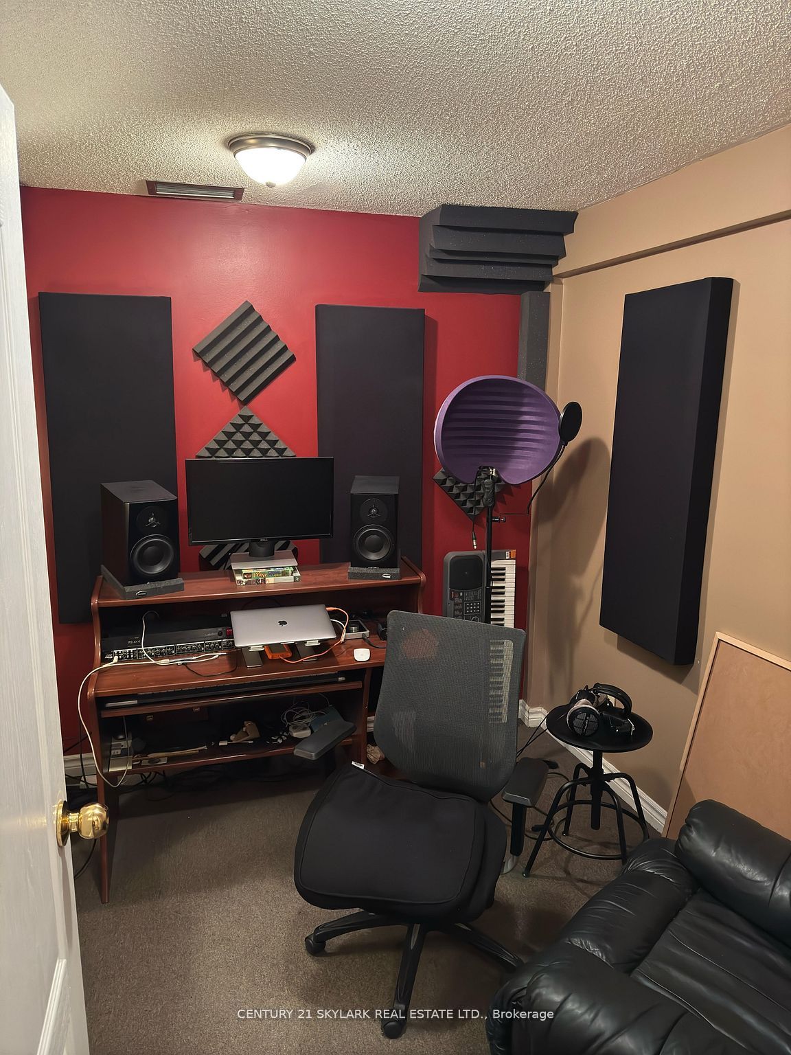 75 Rosedale Ave W Property Photo 4