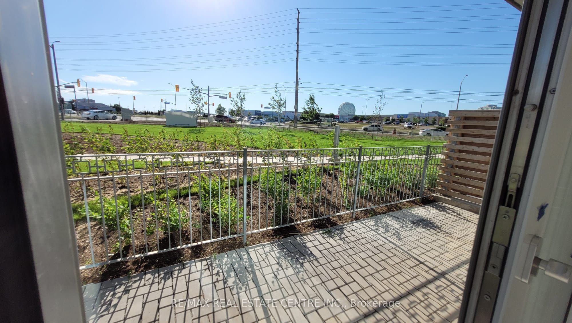 4655 Metcalfe Avenue 110 Property Photo 10