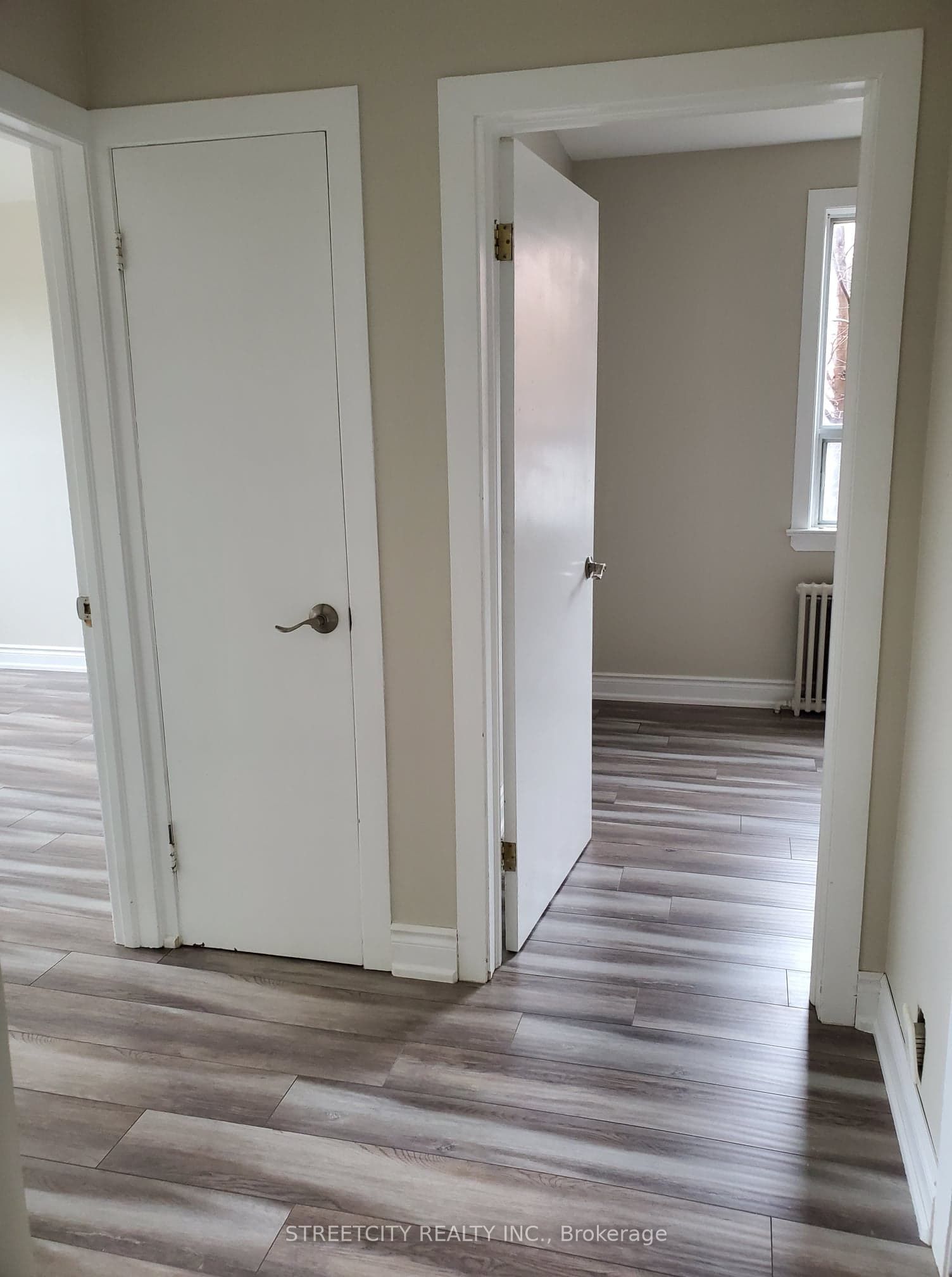 191 Broadway Street Property Photo 9