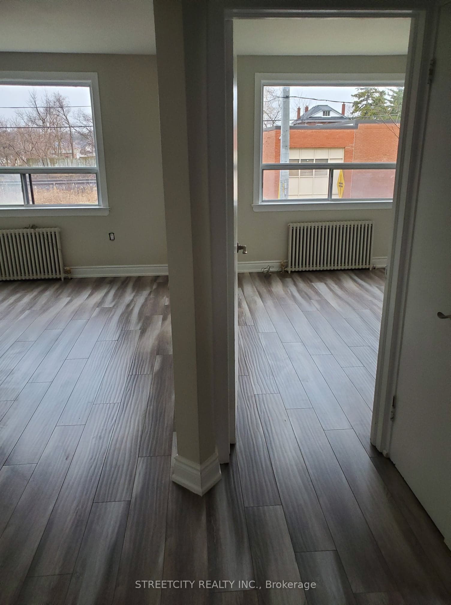 191 Broadway Street Property Photo 11