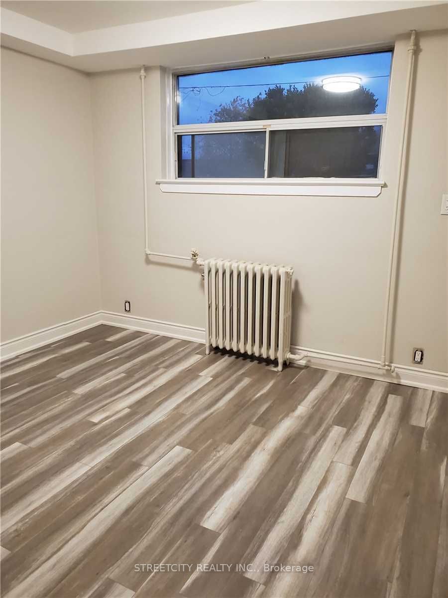 191 Broadway Street Property Photo 14