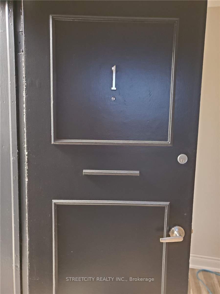 191 Broadway Street Property Photo 15