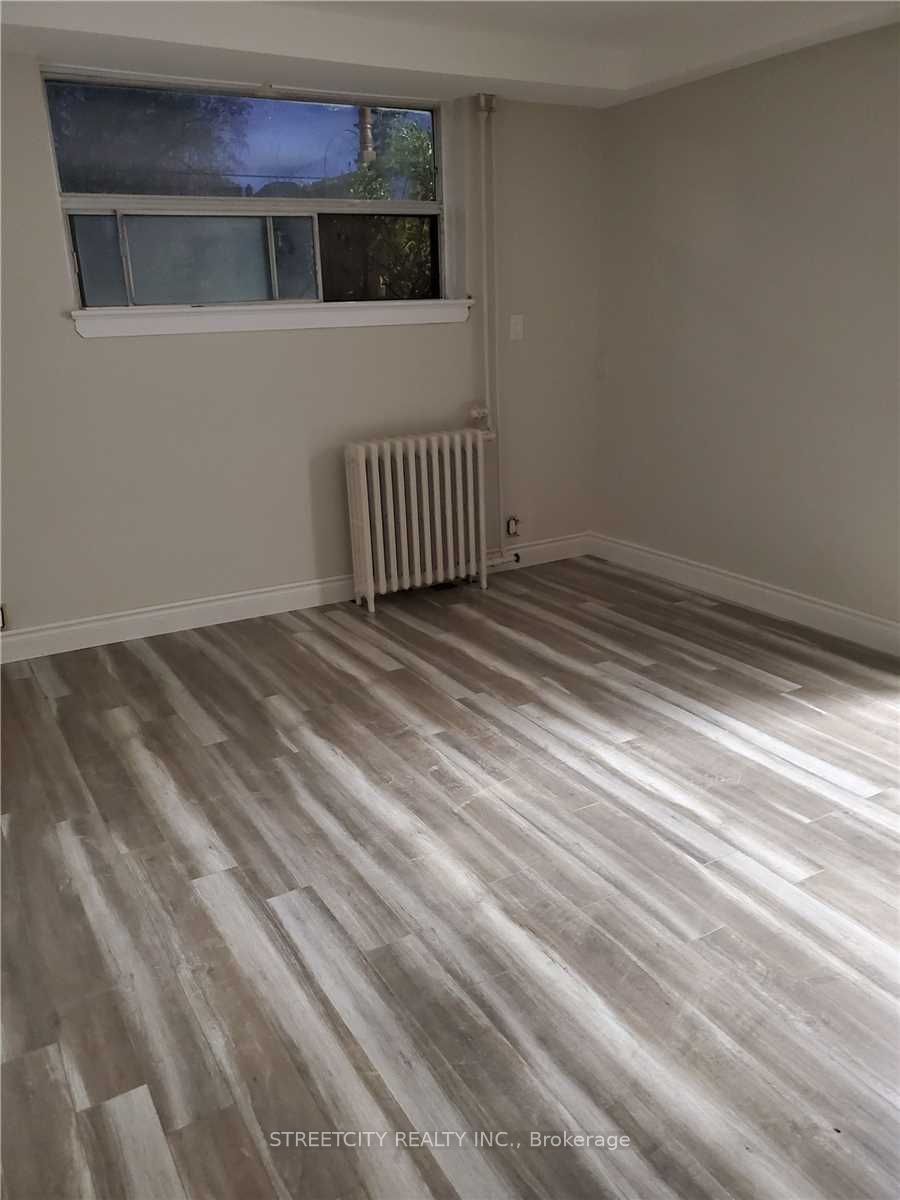 191 Broadway Street Property Photo 18