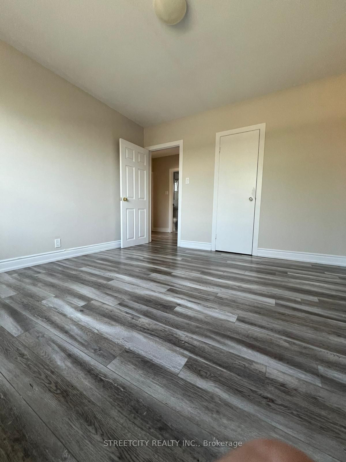 191 Broadway Street Property Photo 31