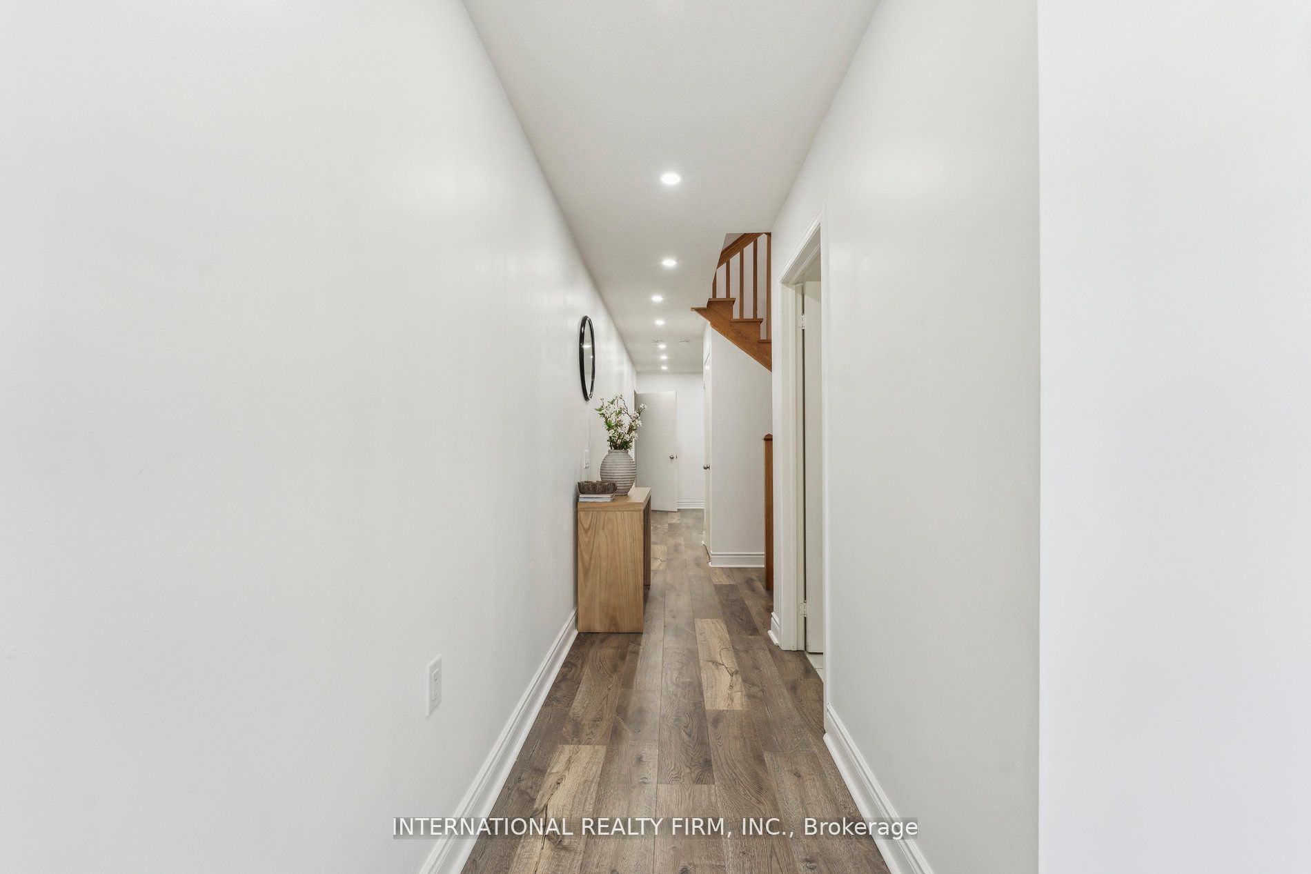 20 Lowes Hill Cir Property Photo 7