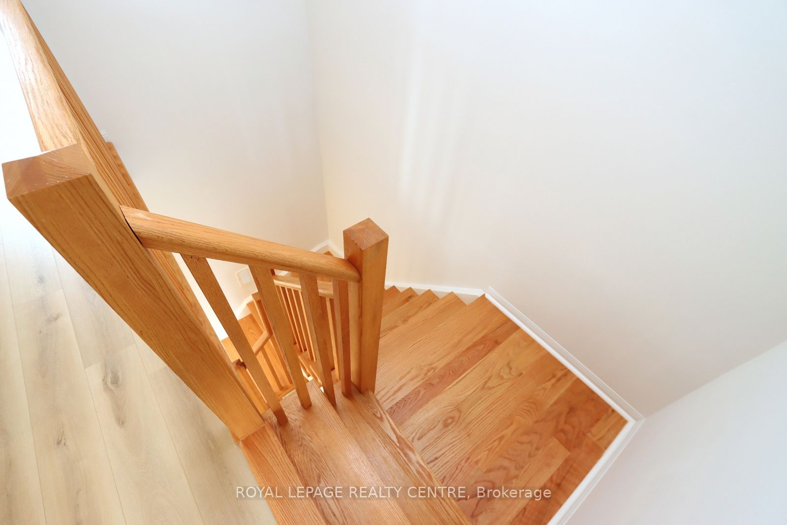 3135 Boxford Crescent 4 Property Photo 19