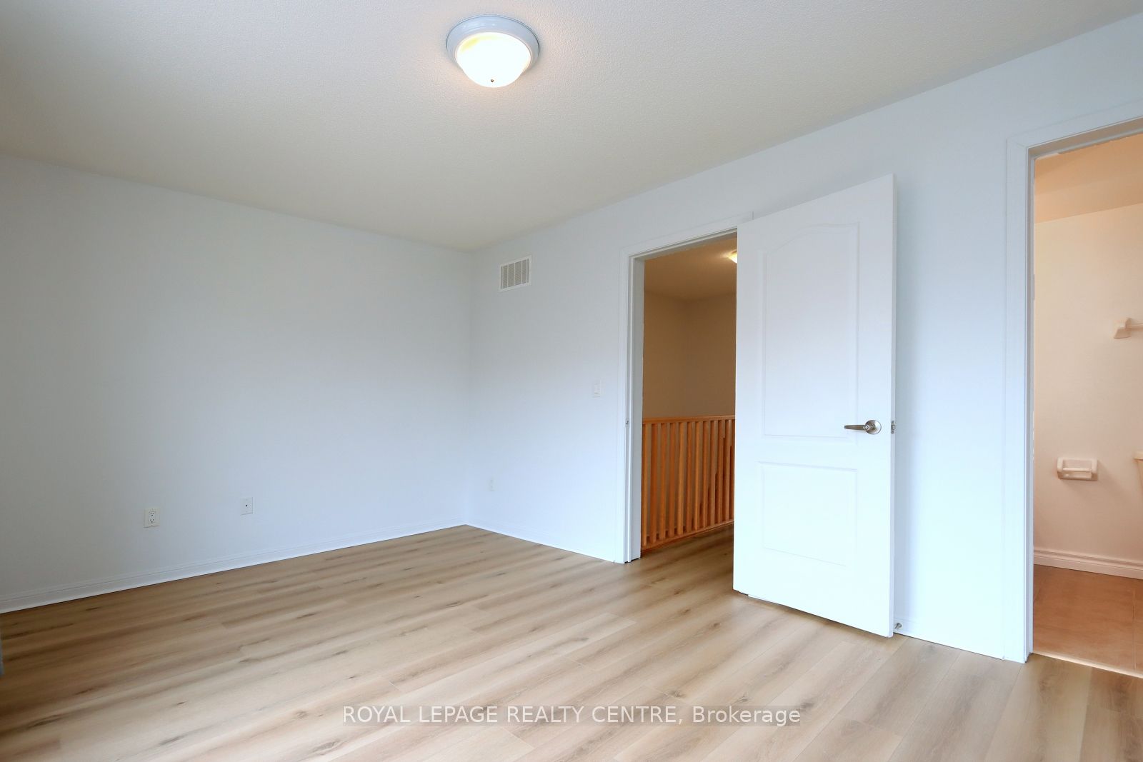 3135 Boxford Crescent 4 Property Photo 28