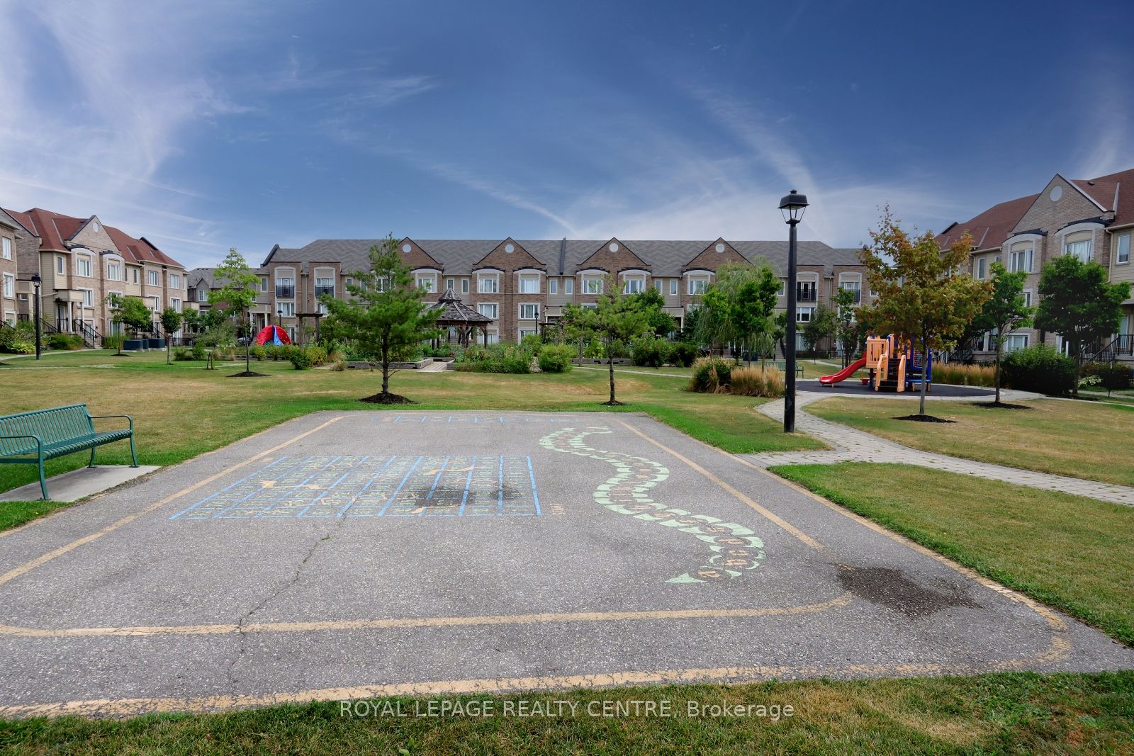 3135 Boxford Crescent 4 Property Photo 34