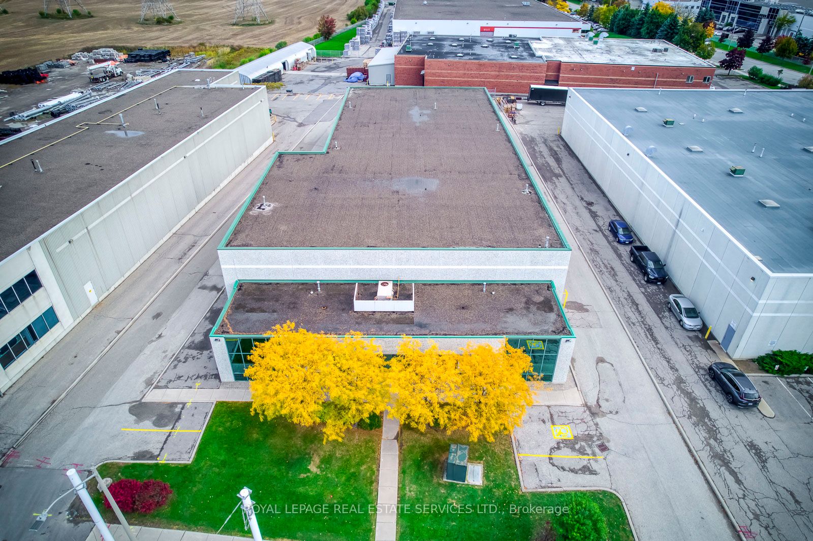 7205 Edwards Blvd Property Photo 2