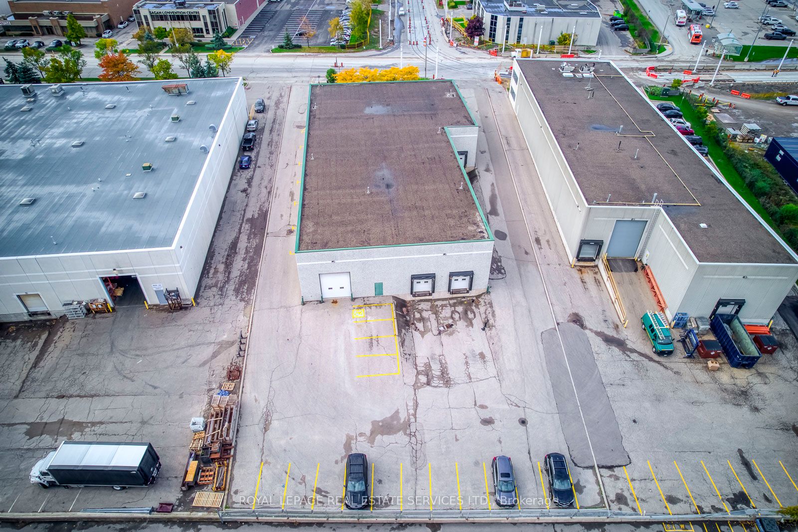 7205 Edwards Blvd Property Photo 3