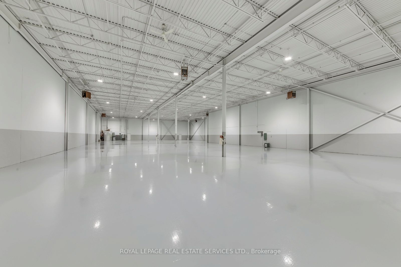 7205 Edwards Blvd Property Photo 25