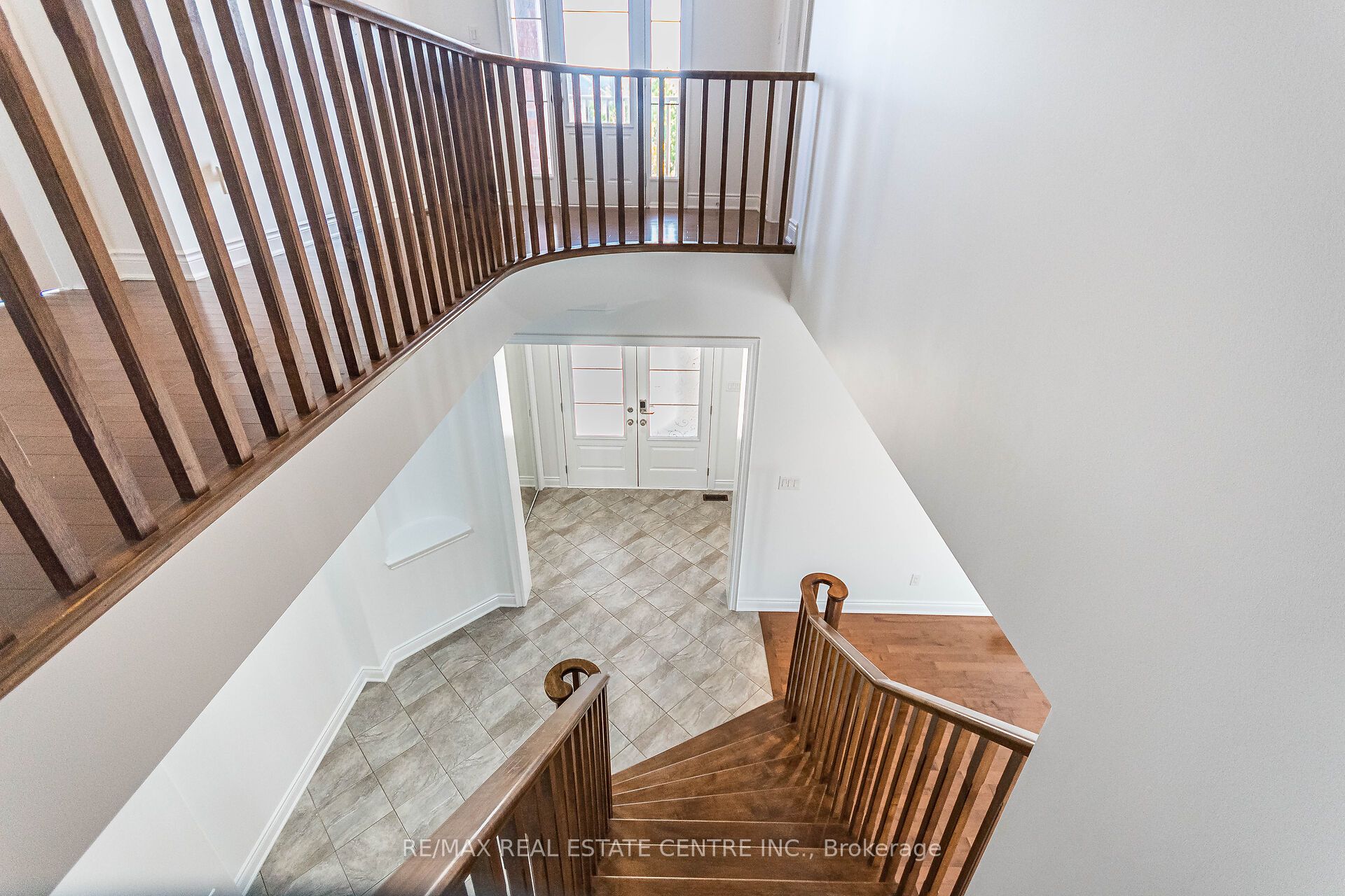 931 Syndenham Lane Property Photo 20