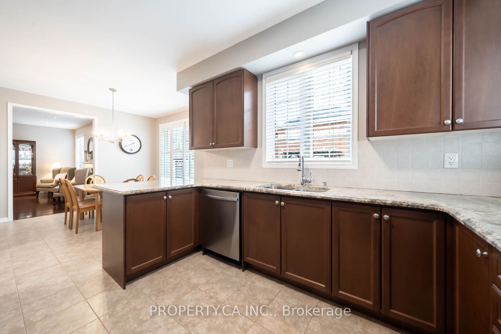 725 Reece Court Property Photo 16