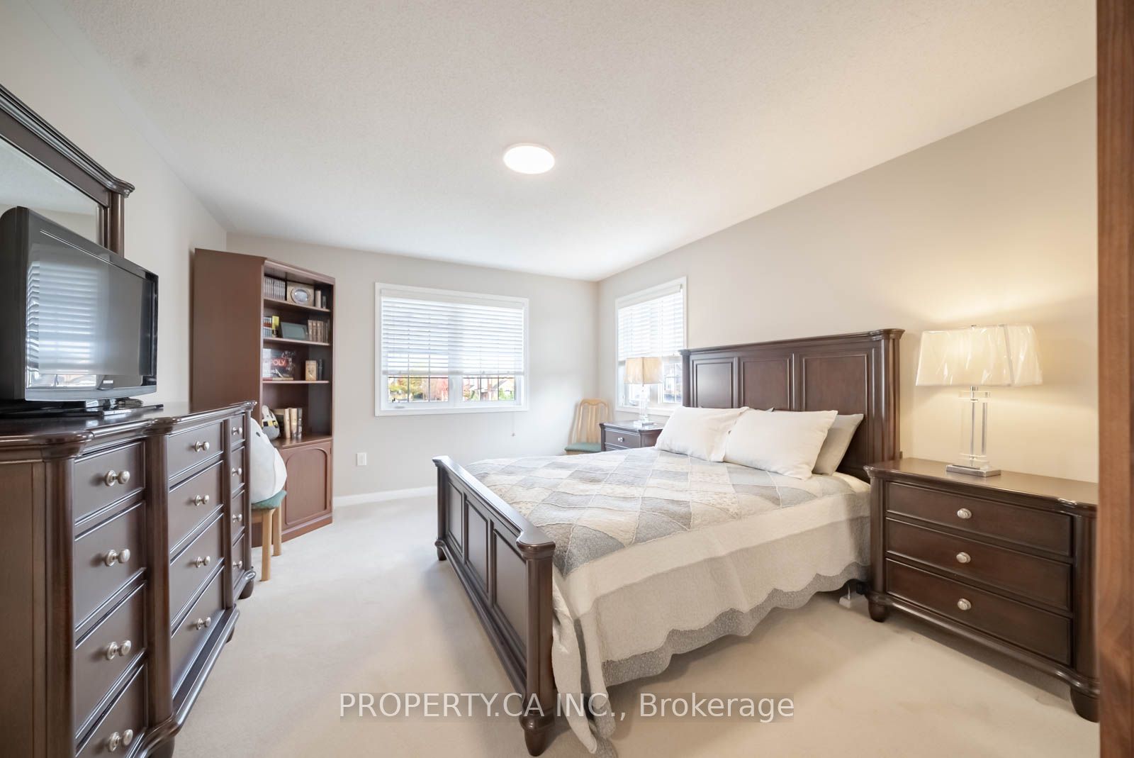 725 Reece Court Property Photo 28