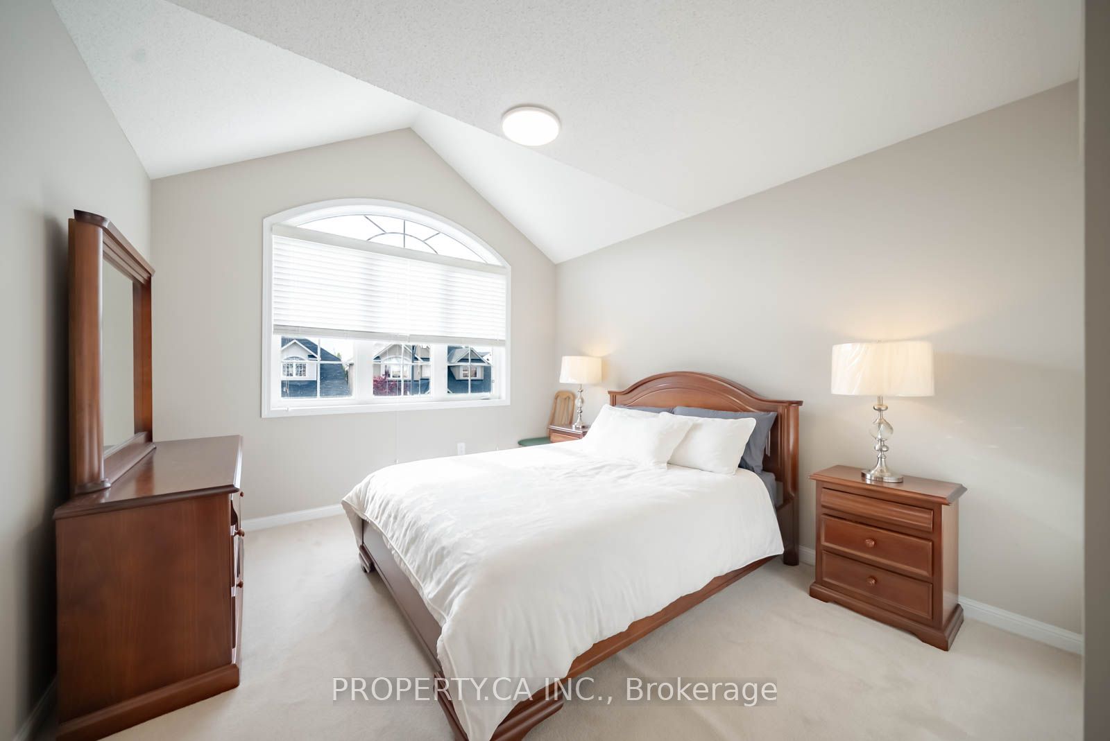 725 Reece Court Property Photo 35