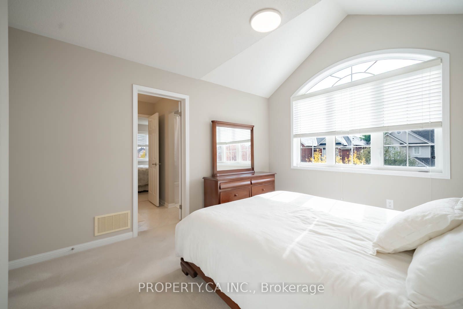 725 Reece Court Property Photo 36