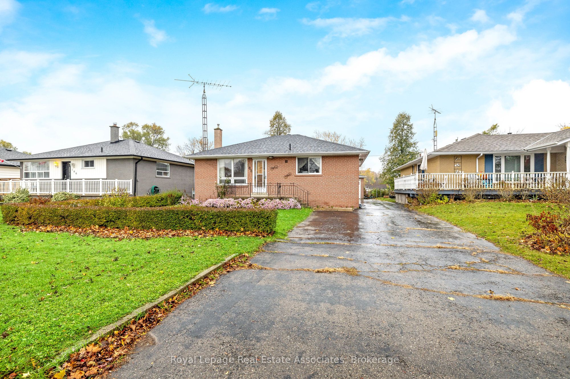 102 Longfield Rd Property Photo 1