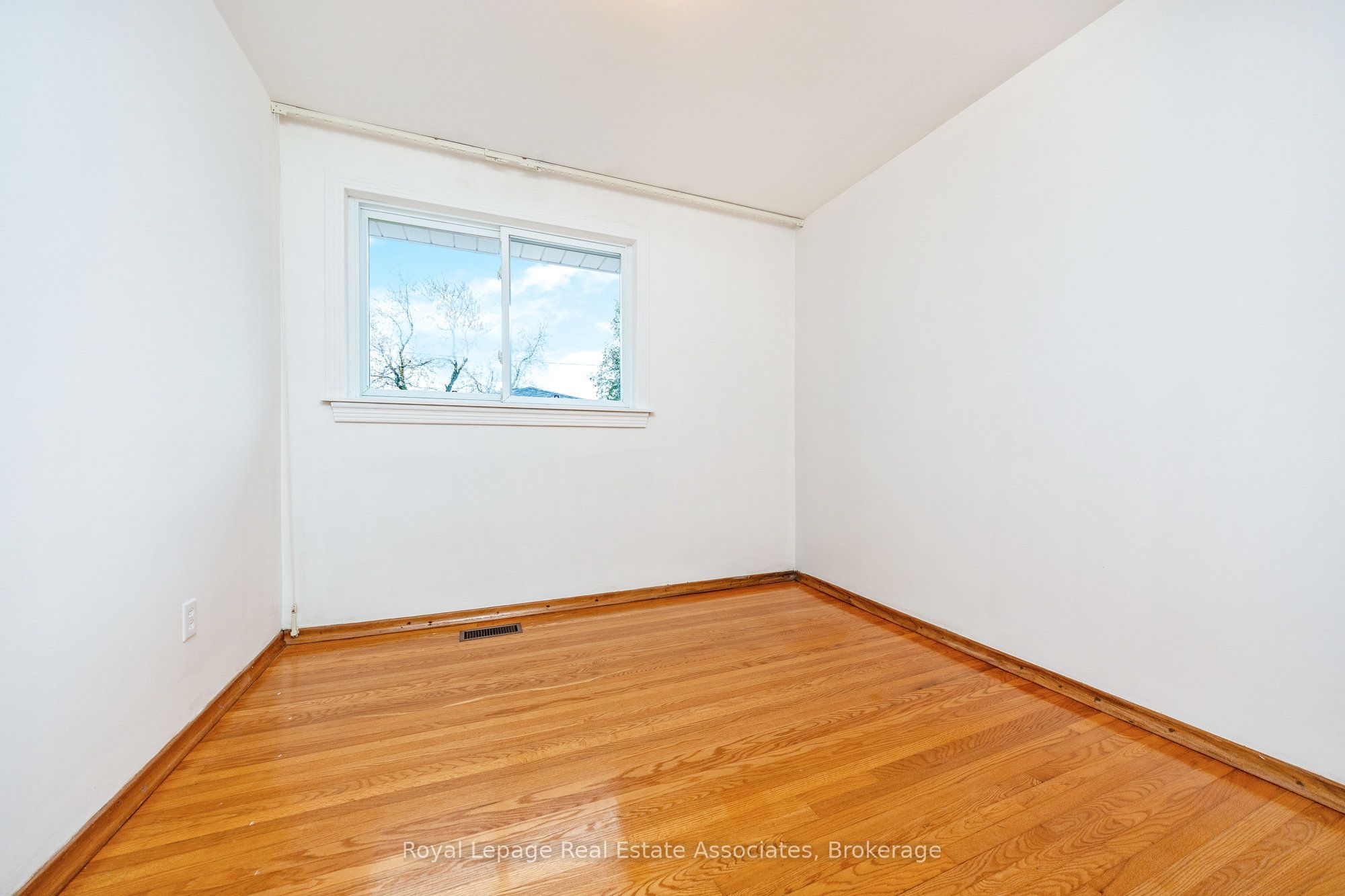 102 Longfield Rd Property Photo 19