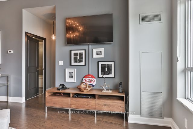 25 Fontenay Court 1806 Property Photo 12