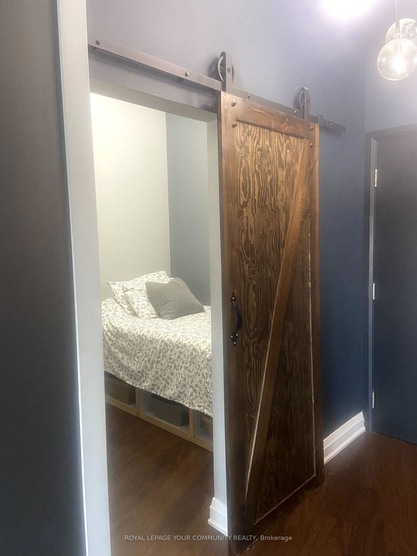 25 Fontenay Court 1806 Property Photo 24