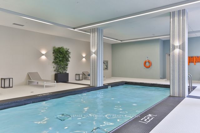 25 Fontenay Court 1806 Property Photo 30