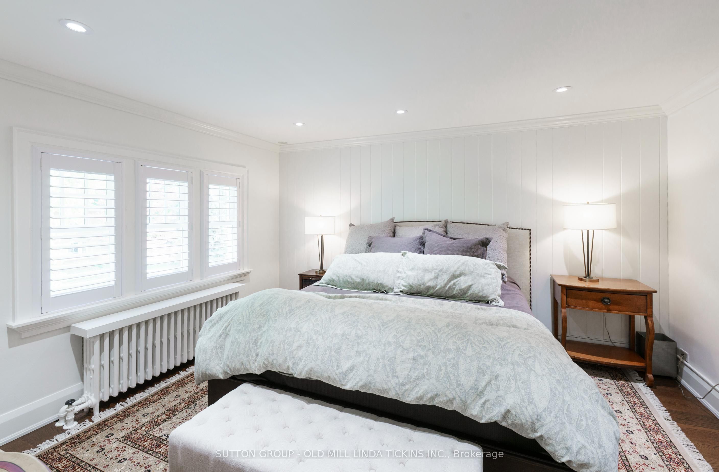 42 Brentwood Road N Property Photo 20