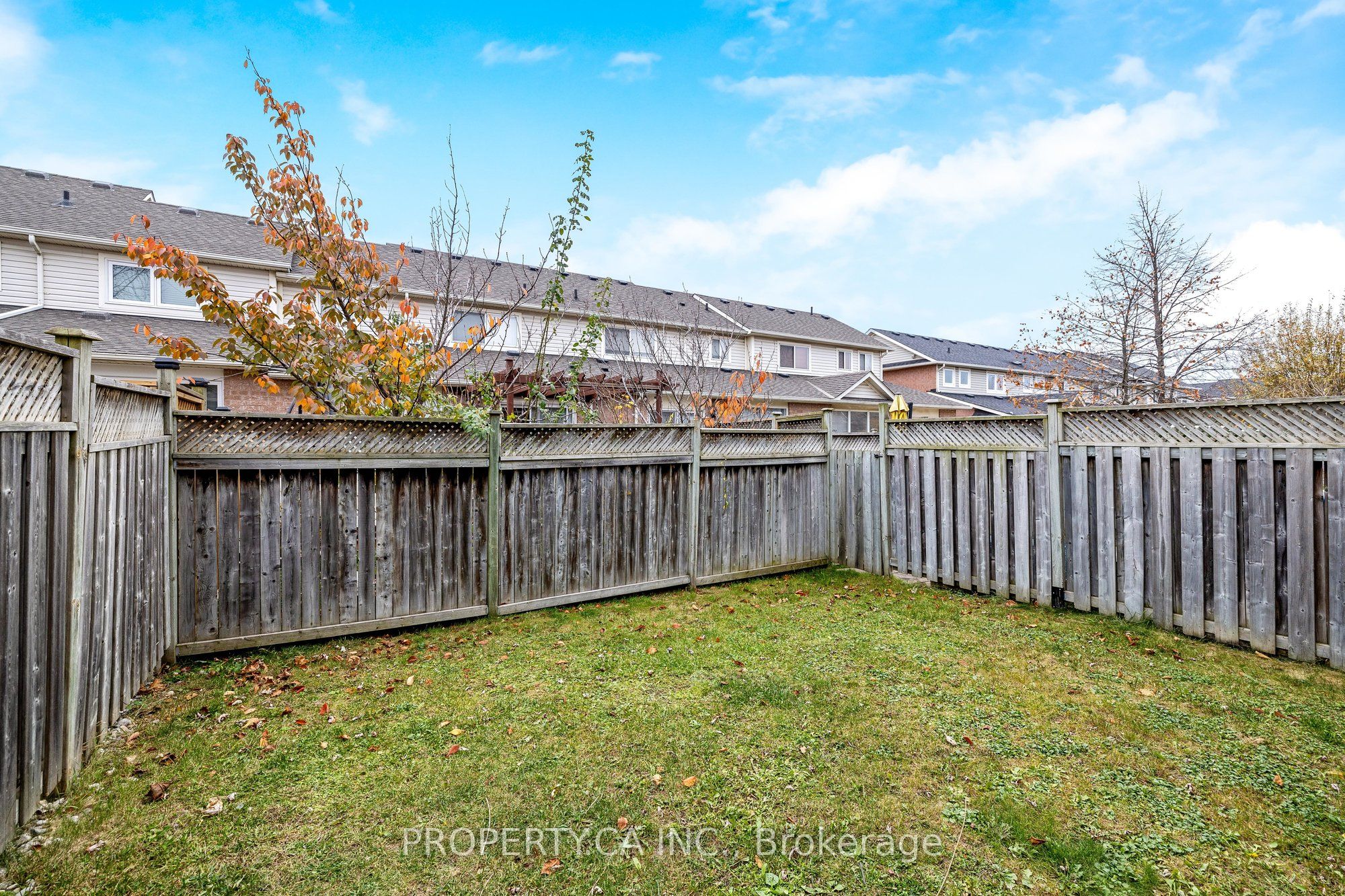 1637 Stover Cres Property Photo 19