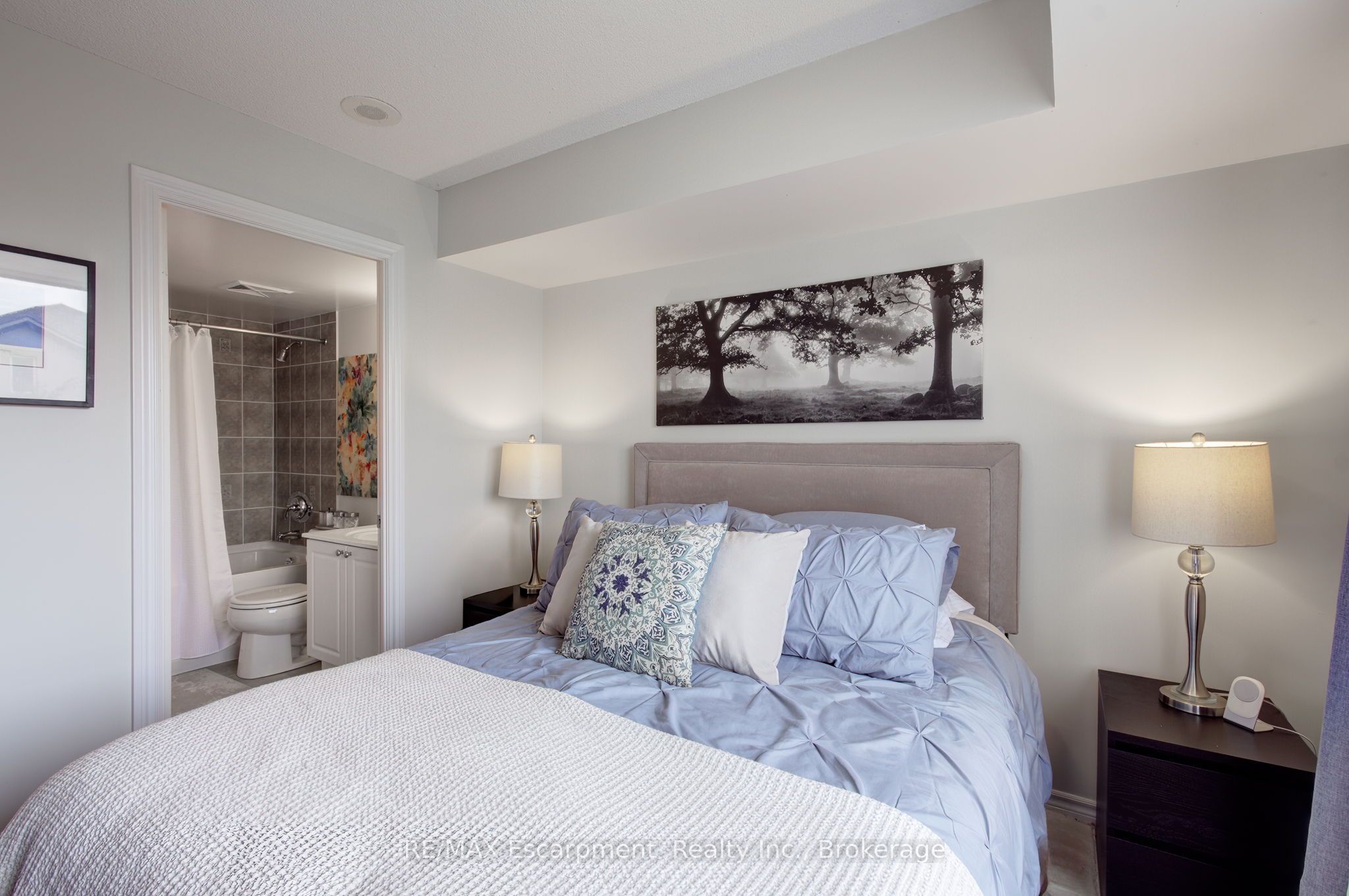 2325 Central Park Dr Property Photo 29