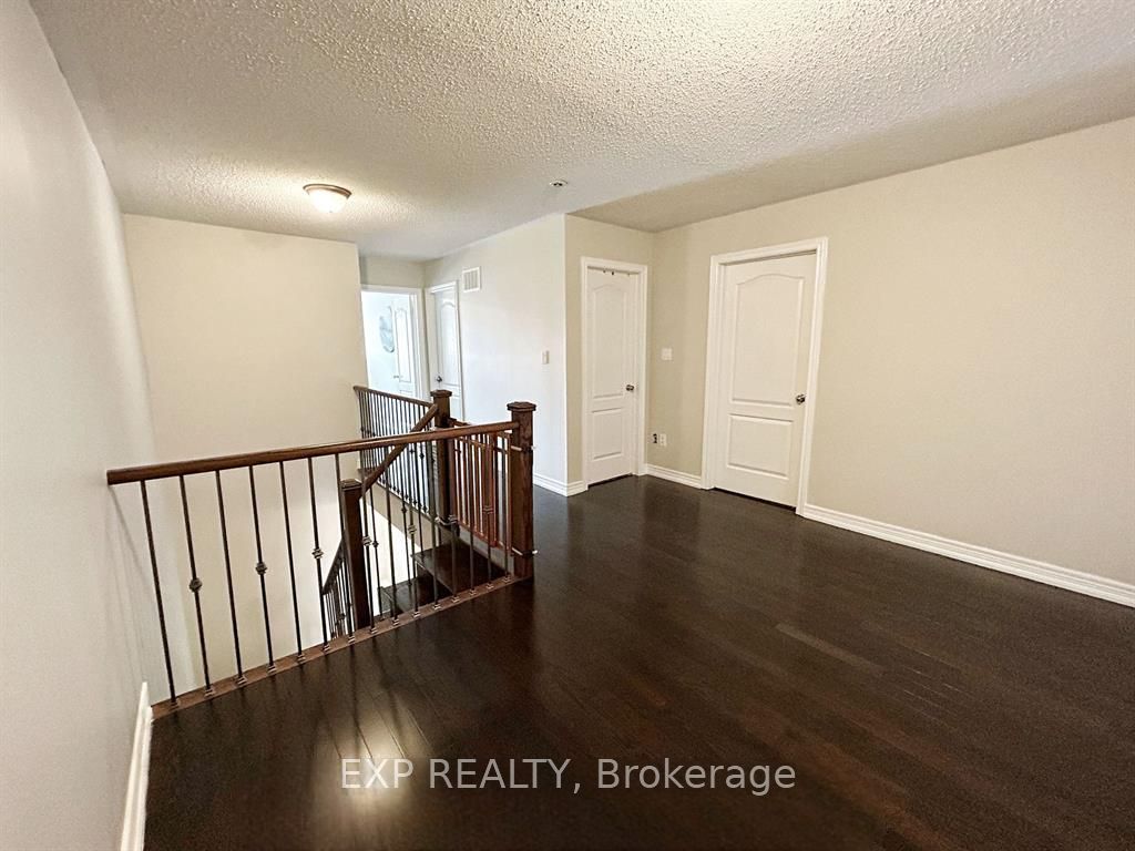 144 Sky Harbour Drive Property Photo 10