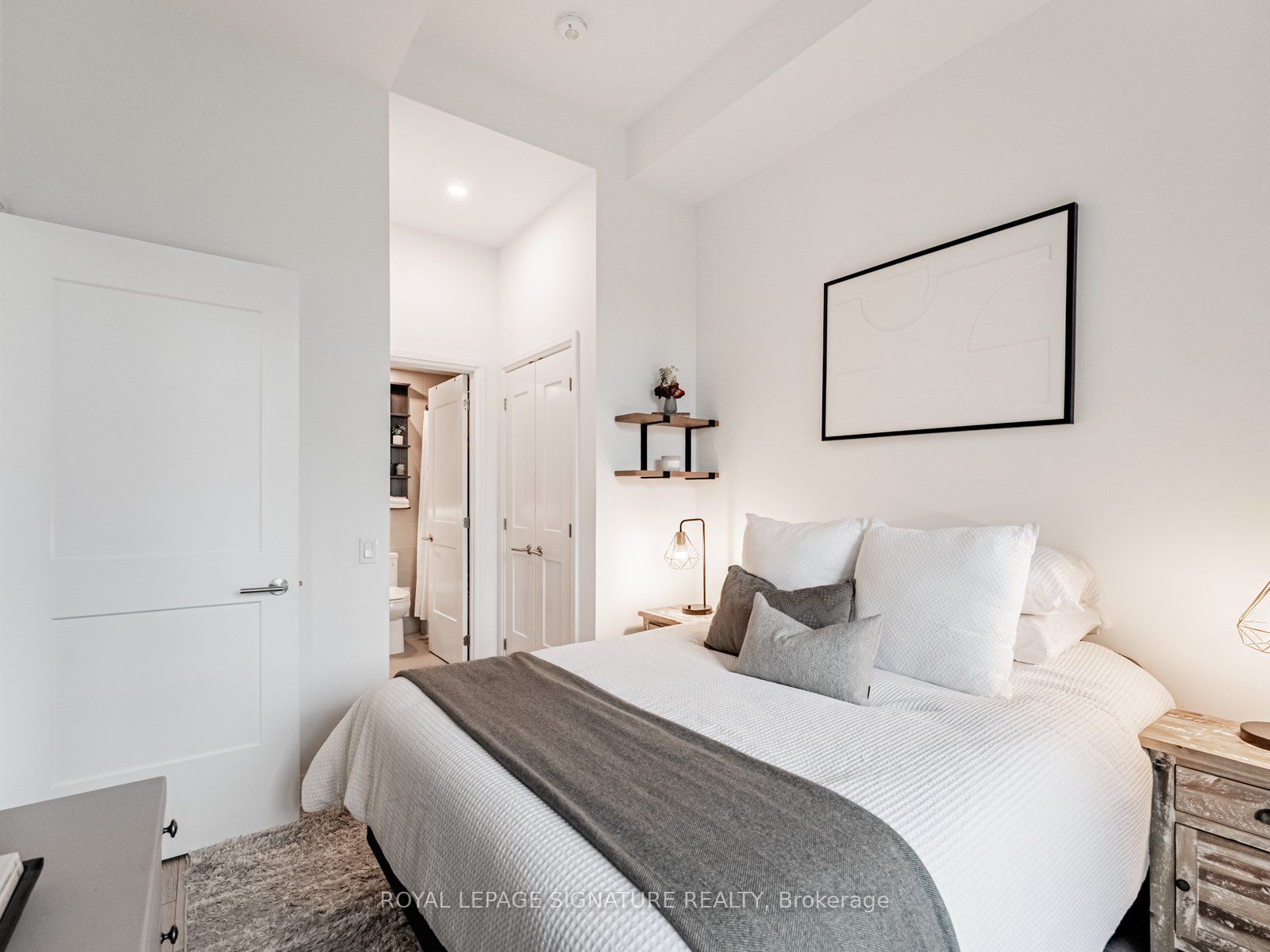 21 Park Street E 102 Property Photo 8