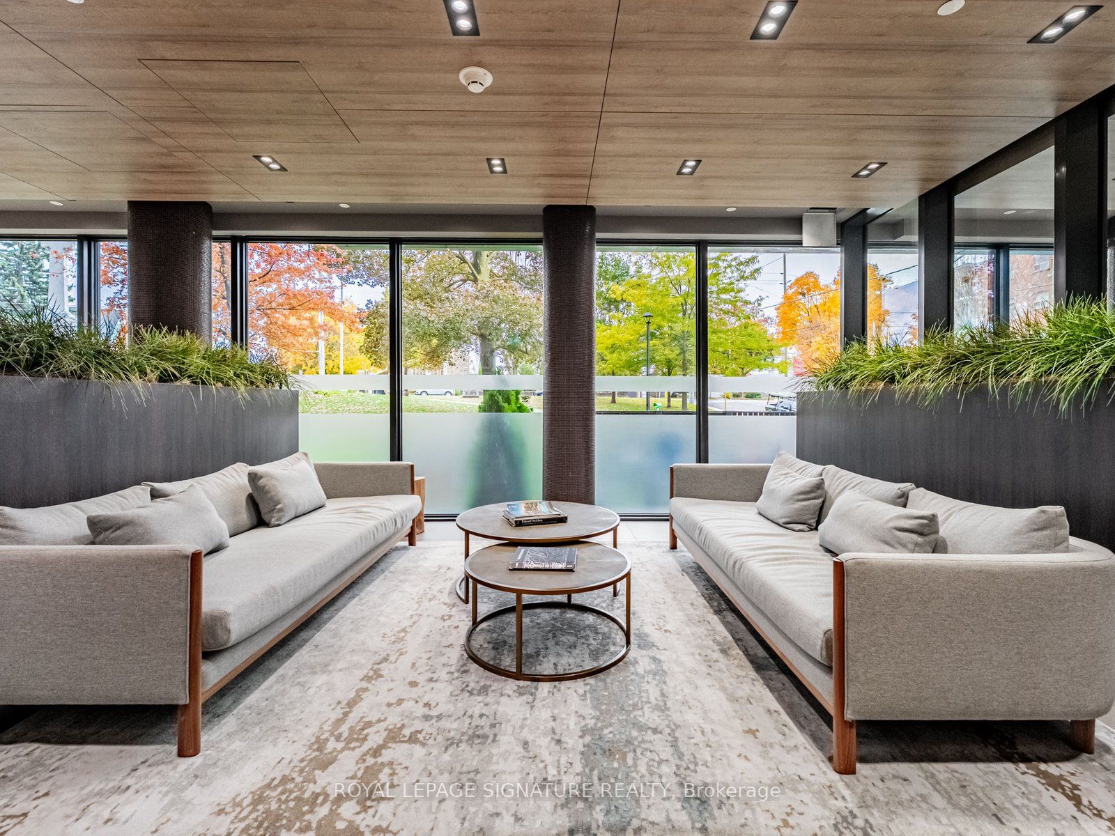 21 Park Street E 102 Property Photo 16