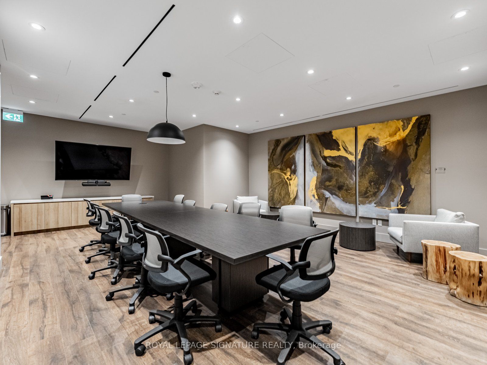 21 Park Street E 102 Property Photo 19