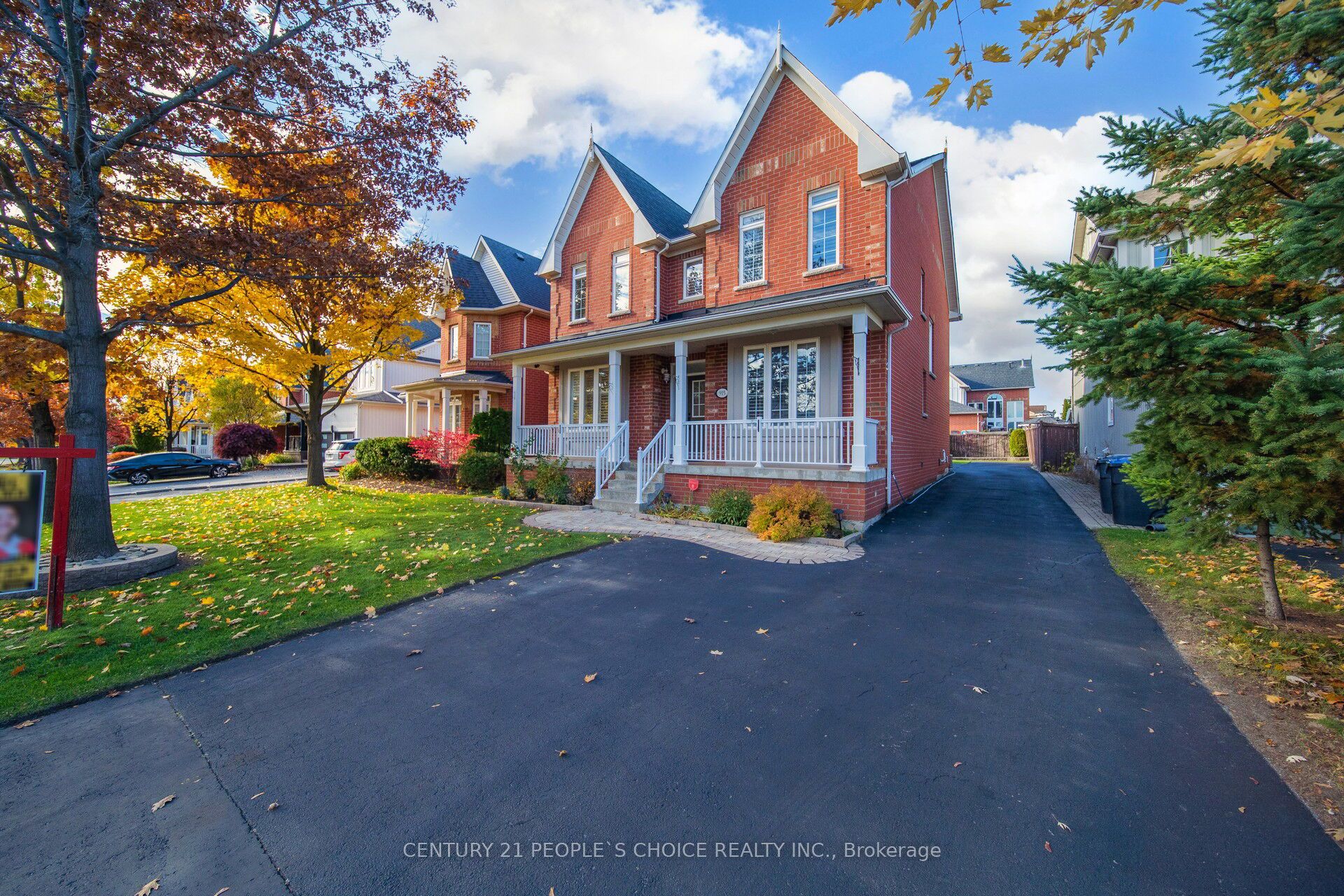 915 Gaslight Way Property Photo 1