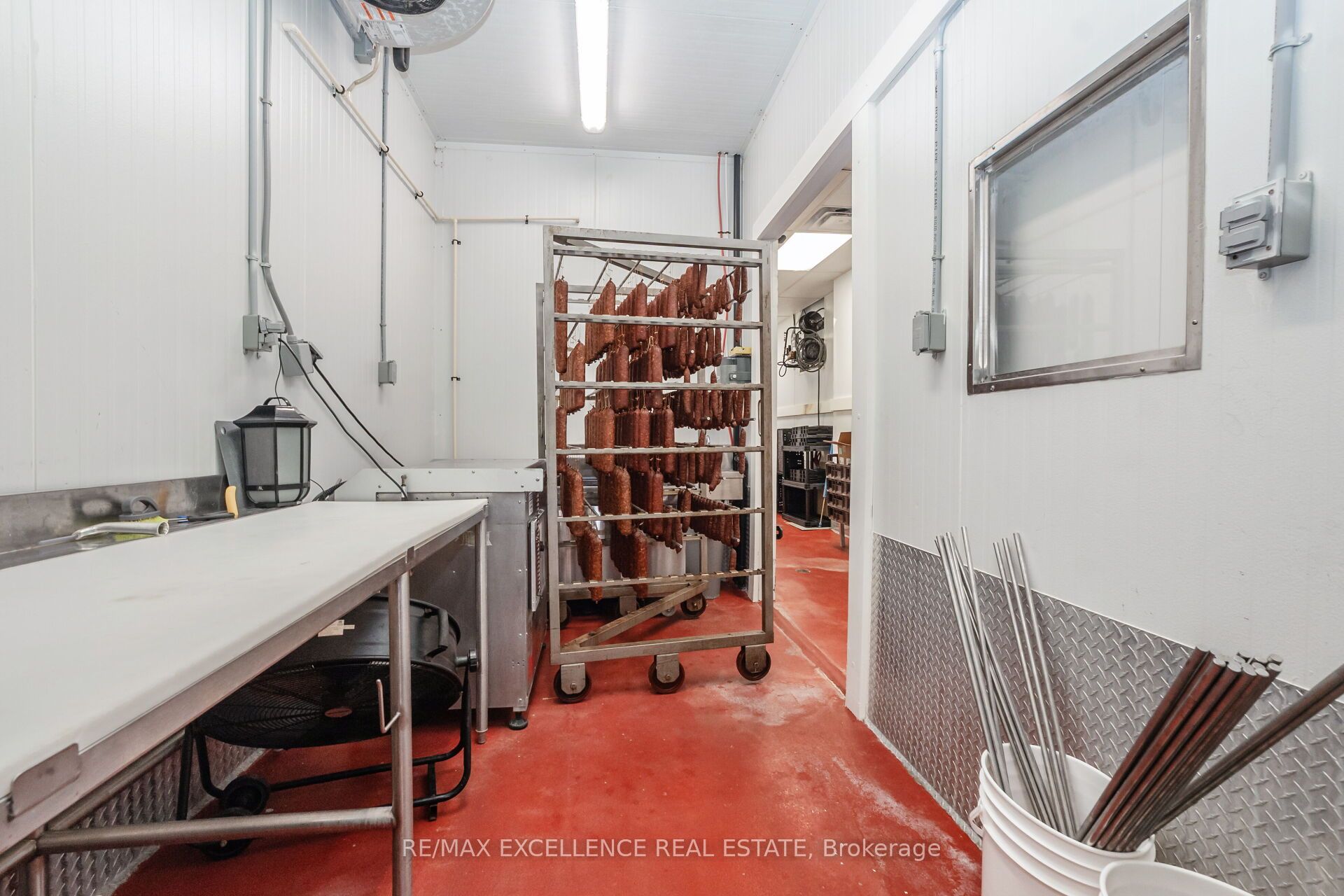 8 Six Point Road Property Photo 14