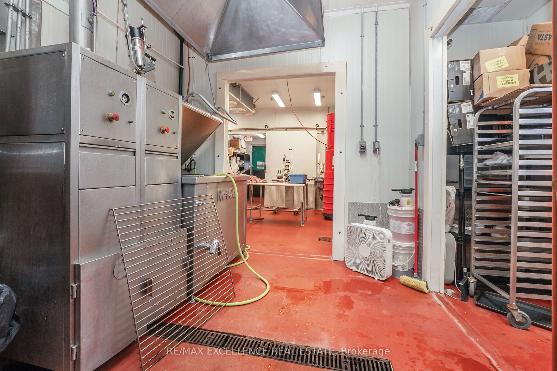 8 Six Point Road Property Photo 17