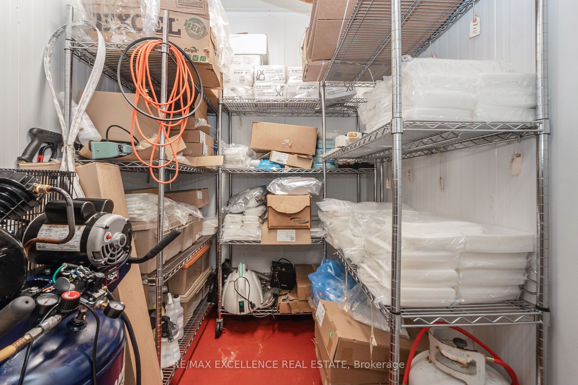 8 Six Point Road Property Photo 18