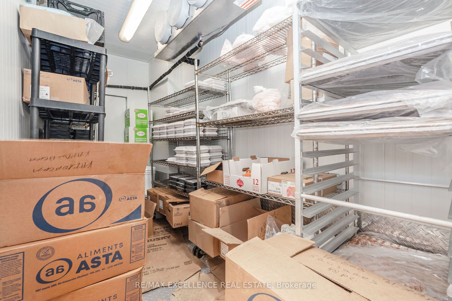 8 Six Point Road Property Photo 20