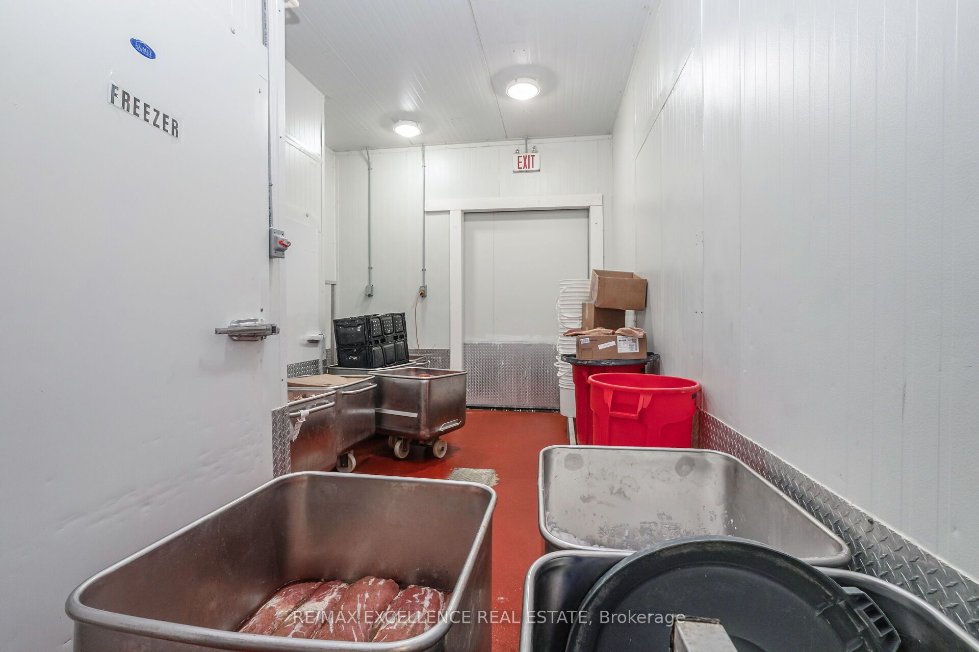 8 Six Point Road Property Photo 22