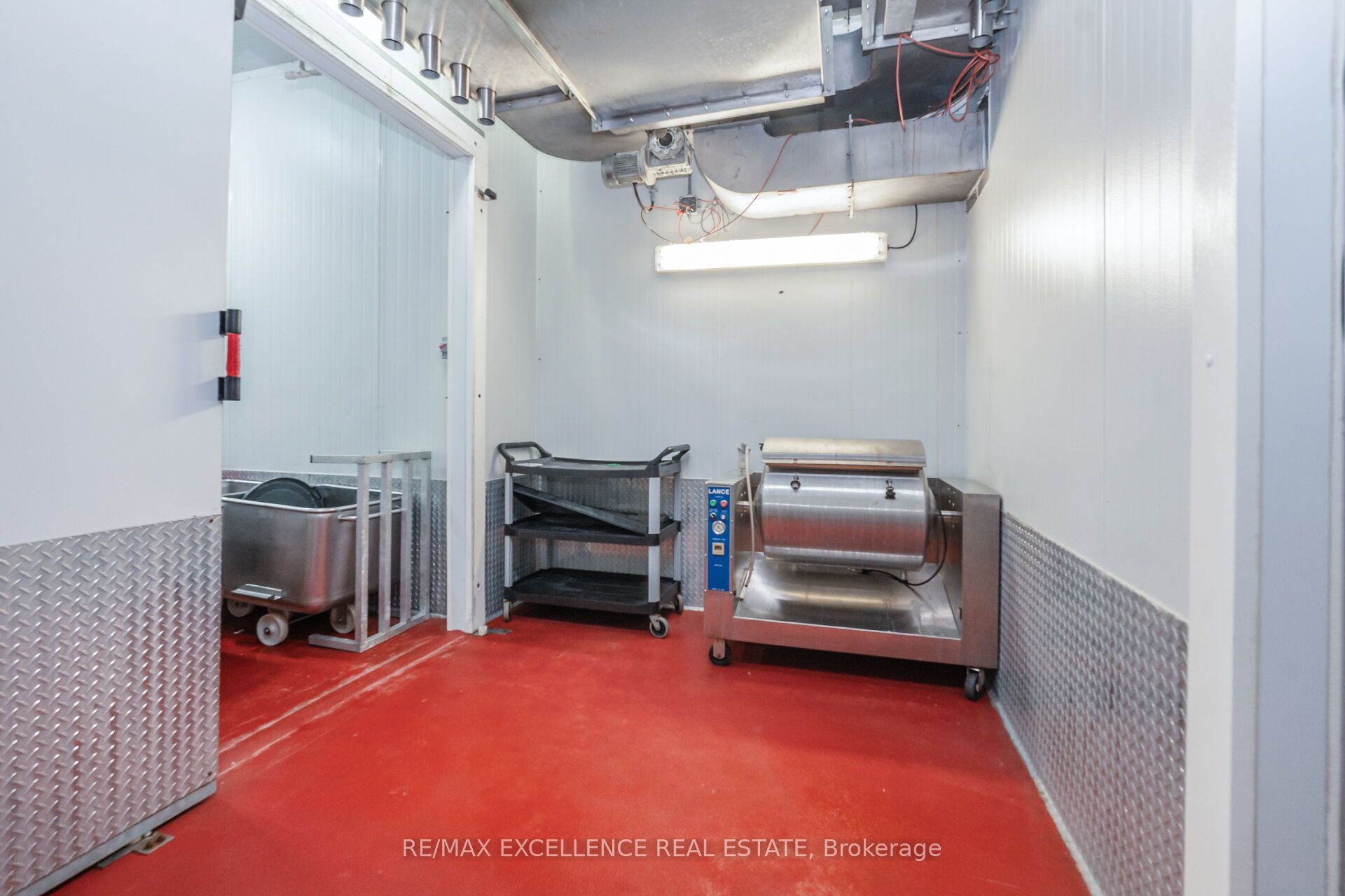 8 Six Point Road Property Photo 26