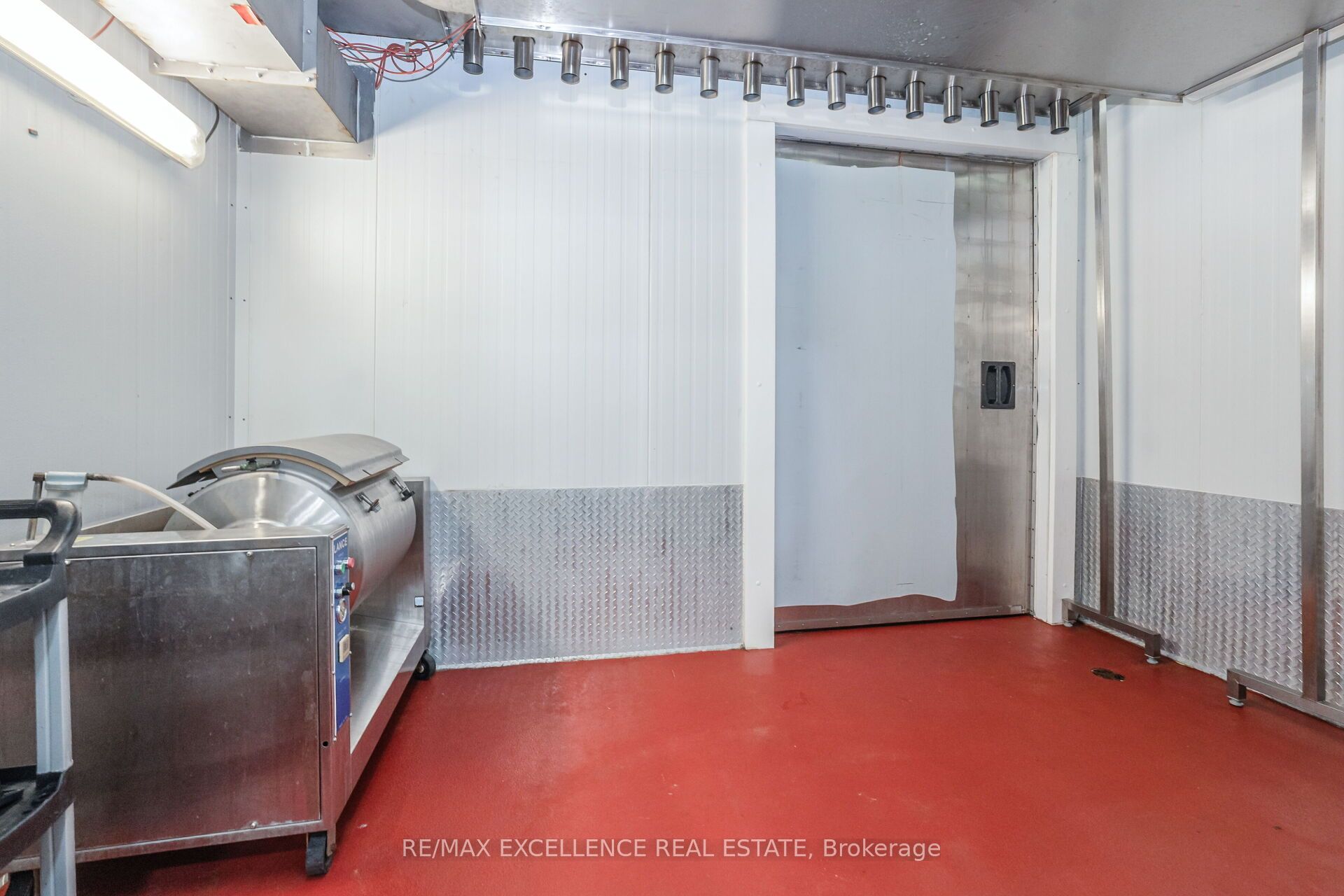 8 Six Point Road Property Photo 28