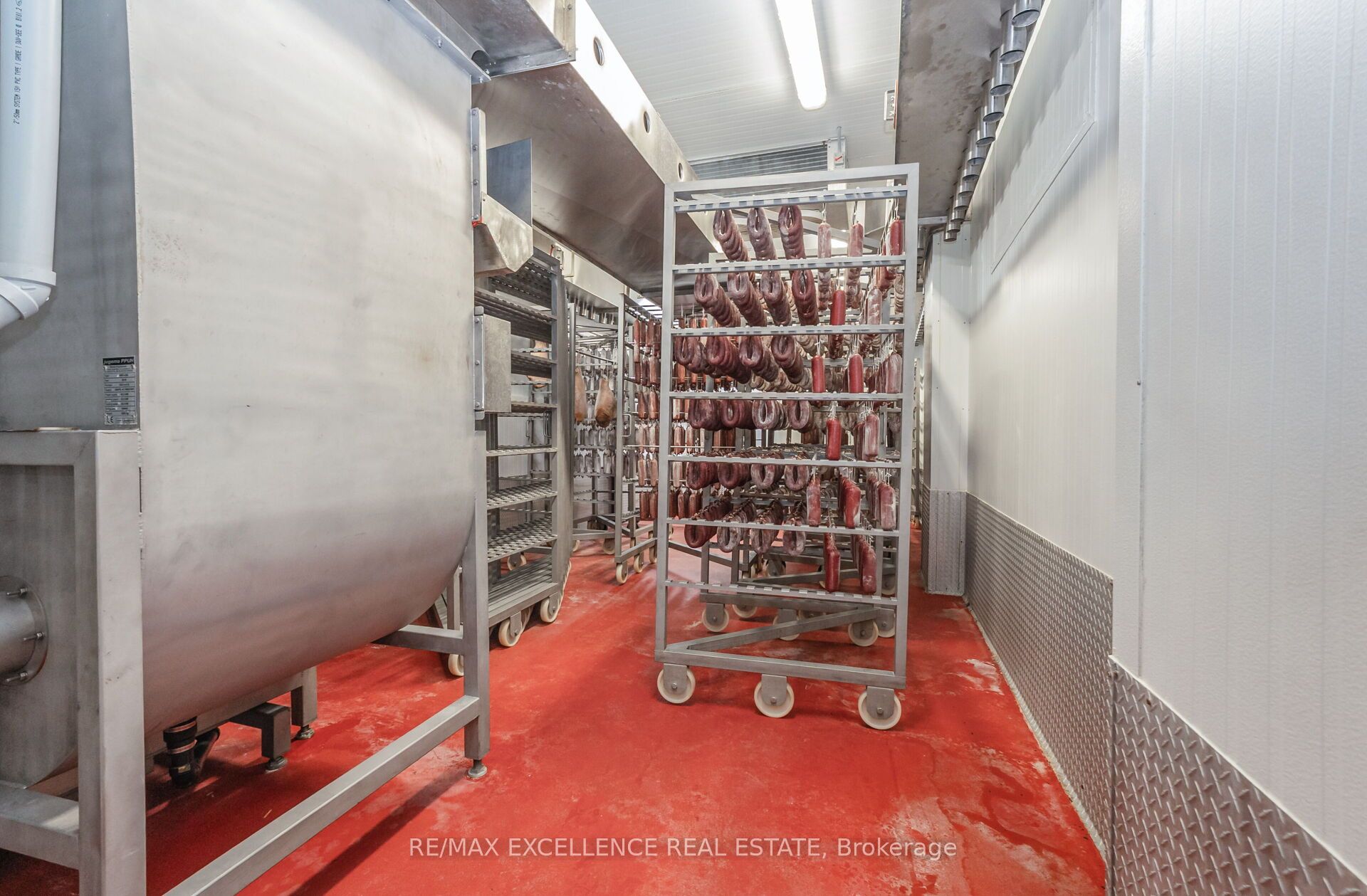 8 Six Point Road Property Photo 29