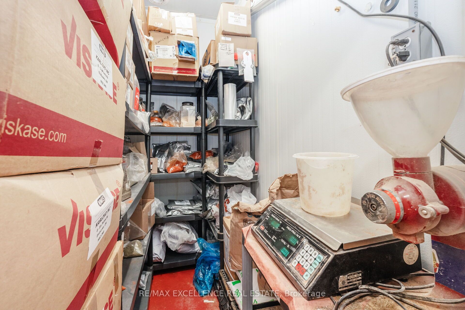 8 Six Point Road Property Photo 33