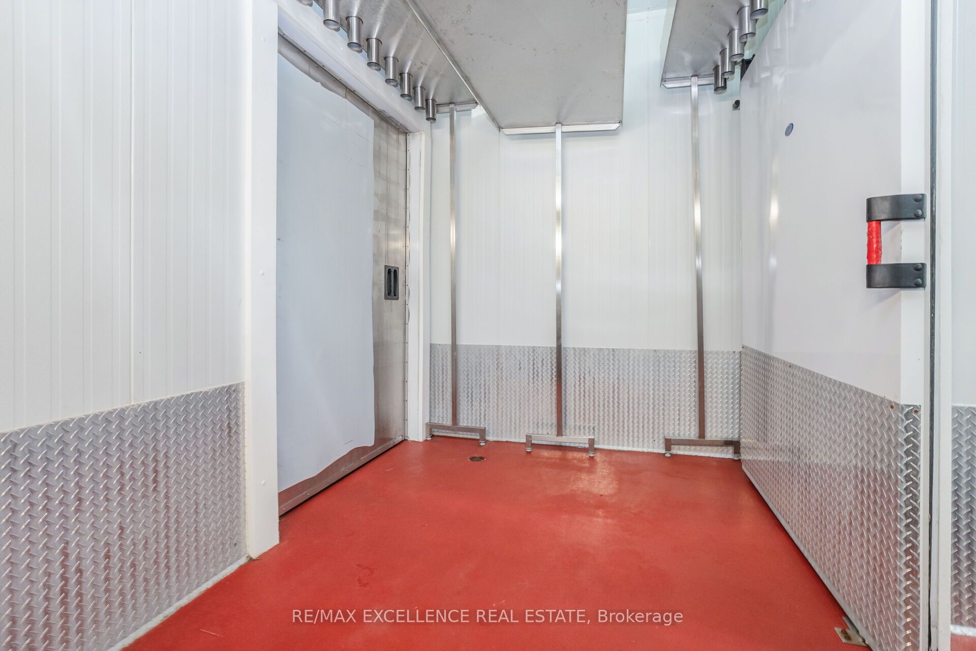 8 Six Point Road Property Photo 34