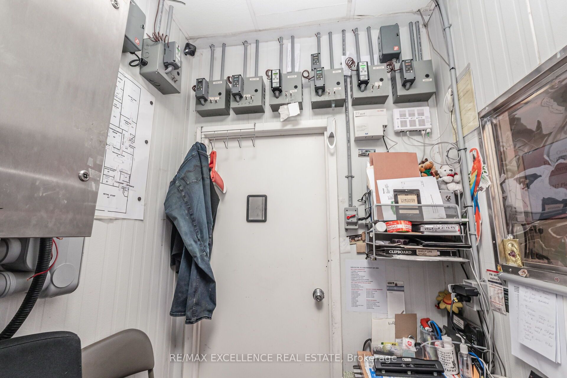 8 Six Point Road Property Photo 35