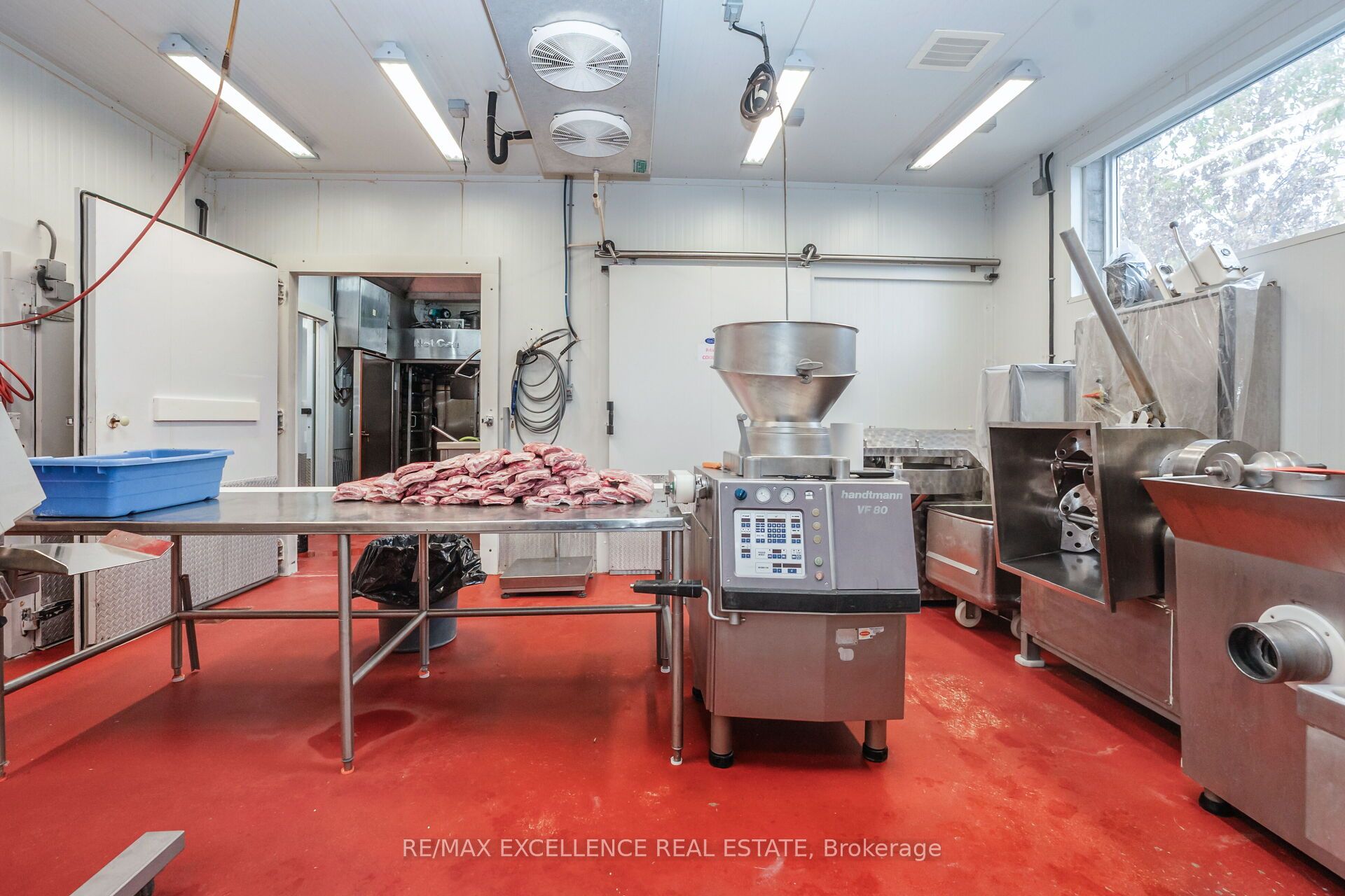 8 Six Point Road Property Photo 40