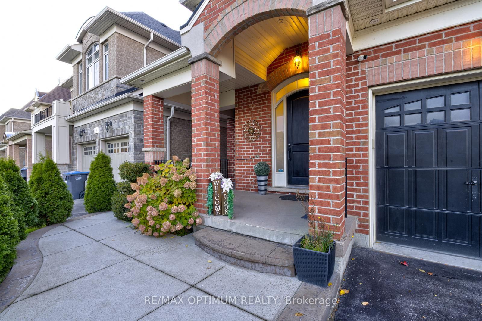 7 Legendary Cir Property Photo 4