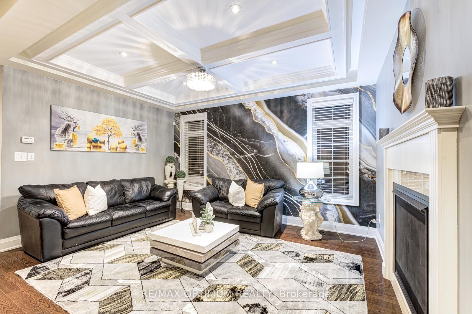 7 Legendary Cir Property Photo 11