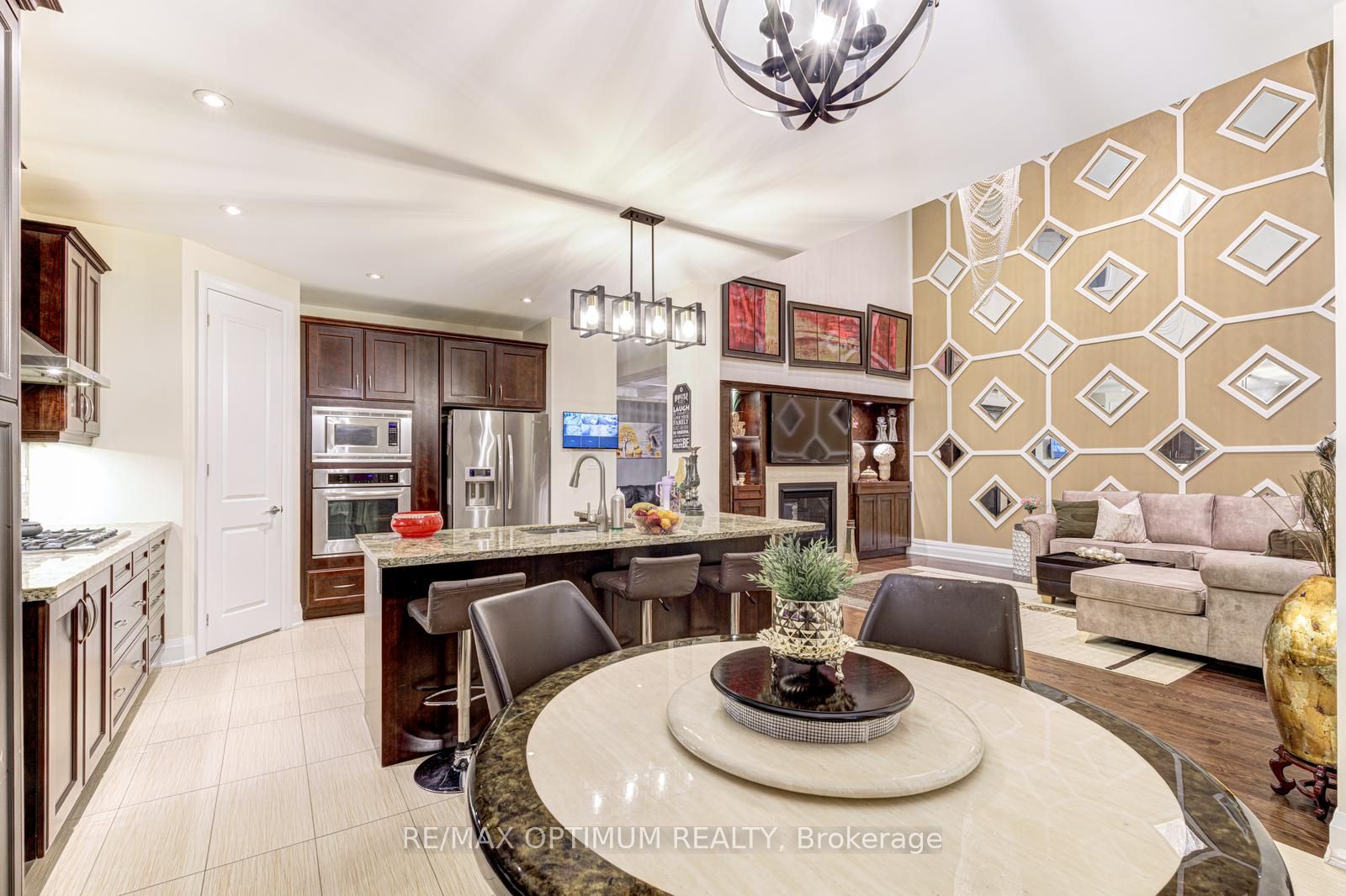 7 Legendary Cir Property Photo 23